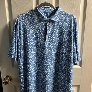 JohnnieO golf shirt. Size XL. Excellent condition. Bali Hai golf course LasVegas